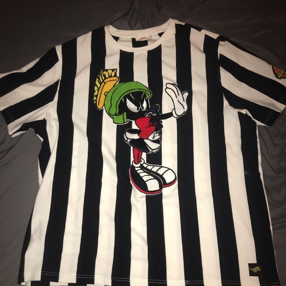 Marvin the Martian looney toons shirt
